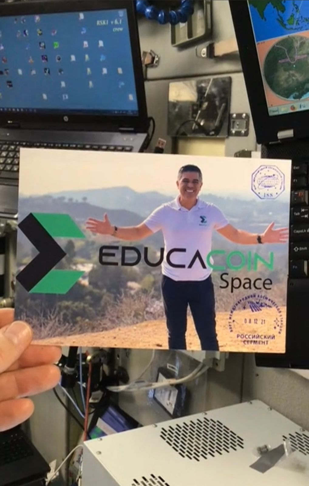 Projeto de Criptomeda Brasileira da Educação é levado ao espaço por Astronauta Russo.