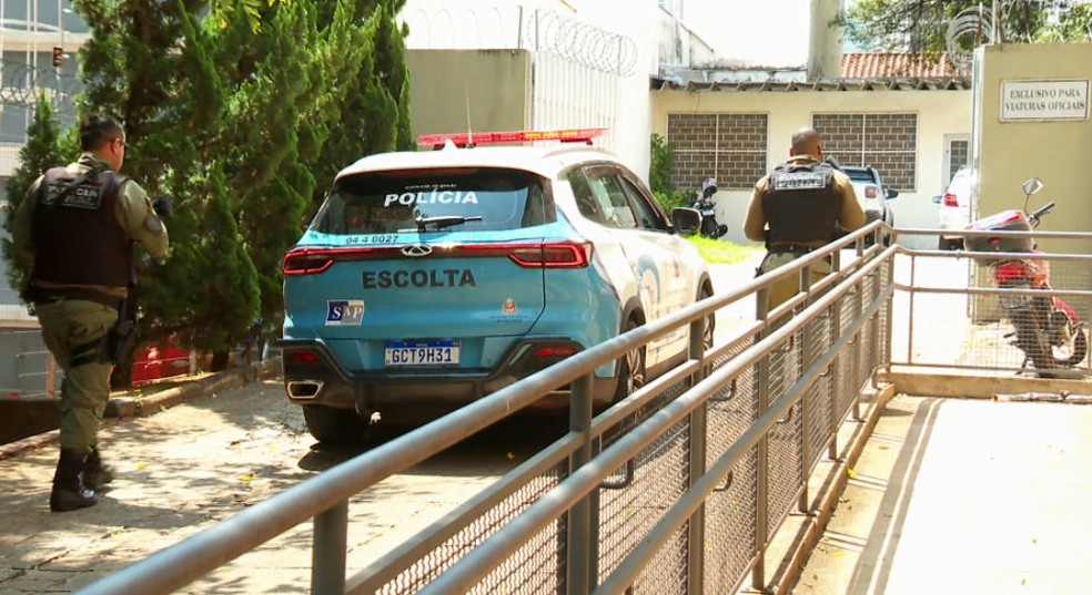 Pintor acusado de matar 3 pessoas é condenado a mais de 18 anos de prisão por uma das mortes