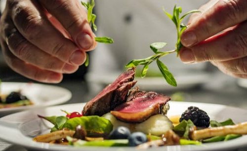 Entre Sabores e Culturas: Um Roteiro Culinário por São Paulo com Luisa Ometto Dal Prete