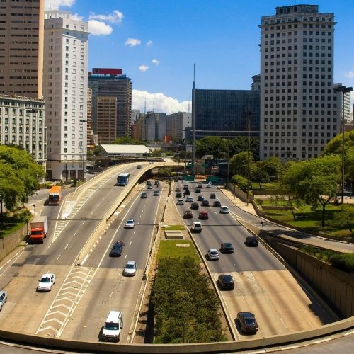Explorando São Paulo: Uma Jornada pelos Encantos da Cidade