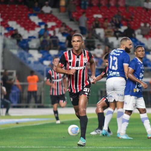 Estratégia de poupar titulares prova-se acertada para o São Paulo, que vence com reservas