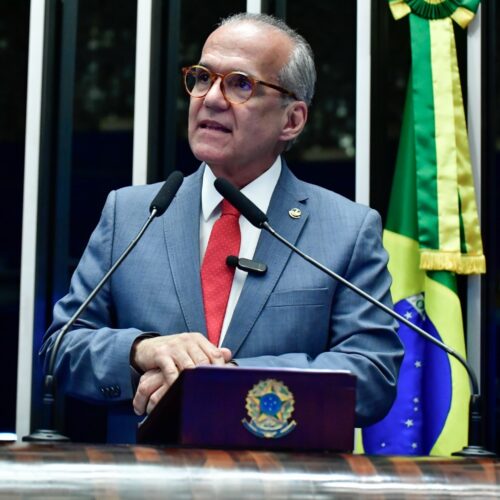 Senador Fernando Dueire defende desoneração da folha para municípios de menor porte