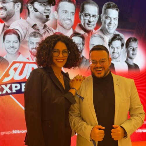 Comunicador José Patrício Neto e a Empresária Gi Soares participaram do Supere Experience 2024 em São Paulo