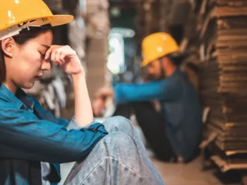 Saúde Mental: impactos e fatores de risco para os trabalhadores da construção civil