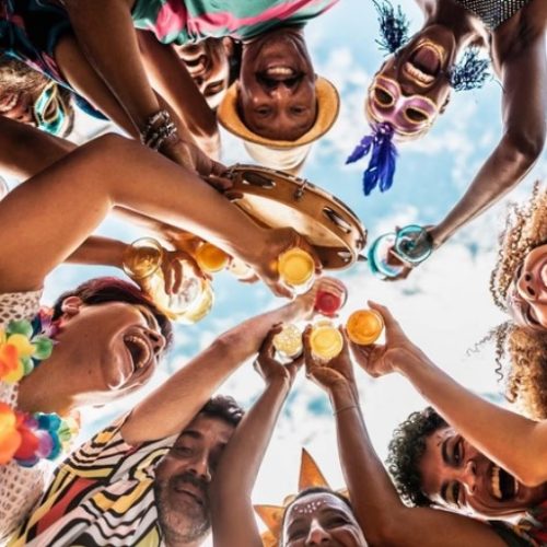 No Carnaval, excesso de álcool também pode afetar a saúde dos rins