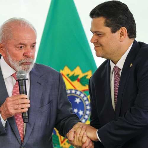 Lula deve se reunir com Alcolumbre antes de anunciar novo ministro das Comunicações