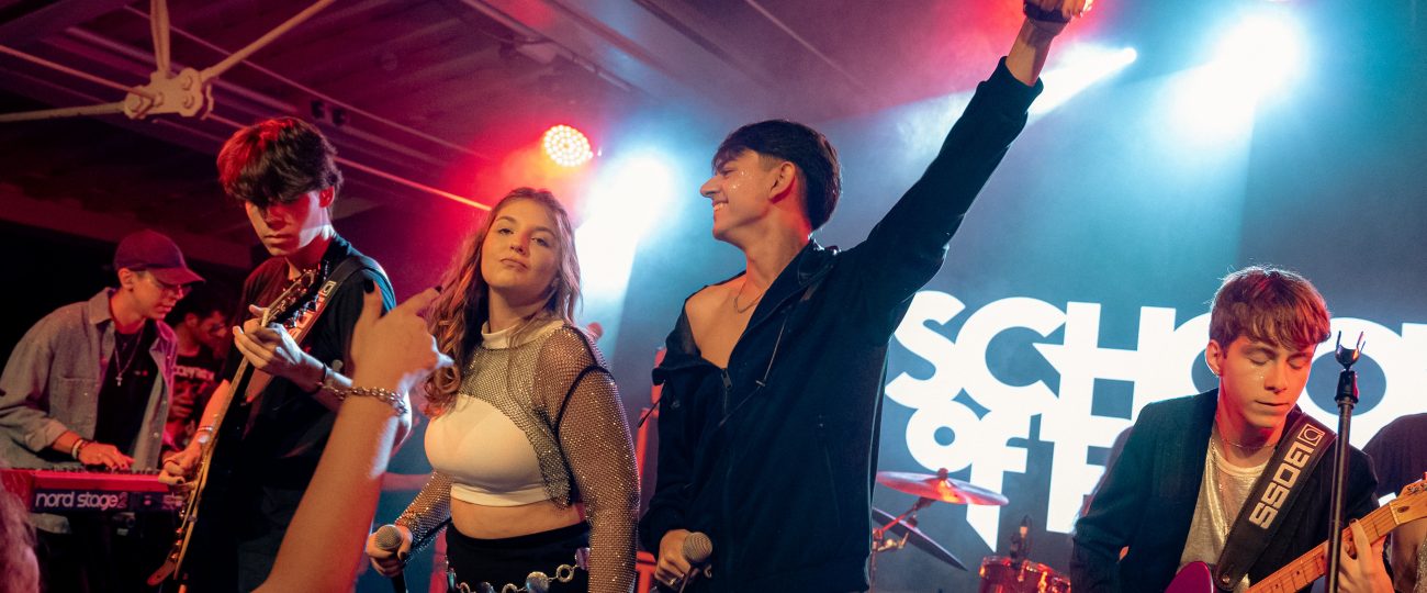 School of Rock chega na cidade de Santos