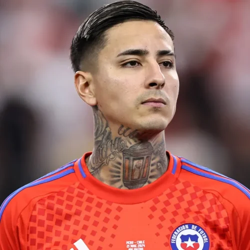 Pulgar declina convocação da seleção chilena e opta por permanecer no Flamengo durante a Data Fifa