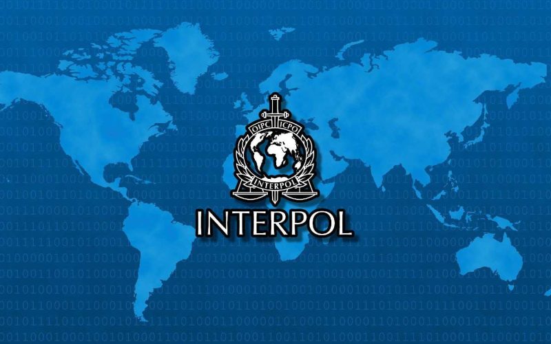 Ministério Público solicita inclusão de ex-fiscal da Fazenda, luxuosamente residente nos EUA, na lista de procurados da Interpol.