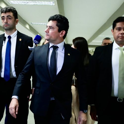 Moro revela que foi afastado da CCJ sem prévio aviso e sugere que governo receia a sabatina de Jorge Messias