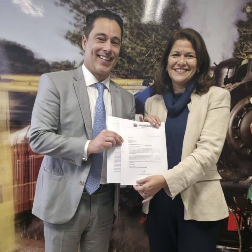 Vereadora Priscila Yamagami recebe apoio do deputado Marcio Alvino em Brasília para impulsionar iniciativas em prol das mulheres