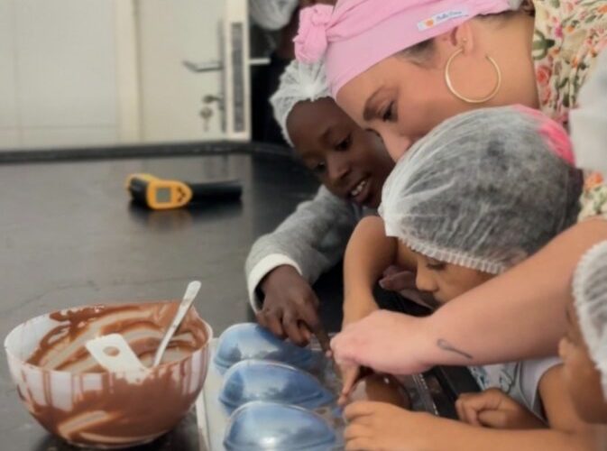 Páscoa sustentável: Interact promove educação ambiental para crianças no Conjunto Jefferson em Mogi