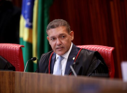 Lula intensifica negociações com Nunes Marques enquanto petistas expressam apreensão sobre a formação do TSE