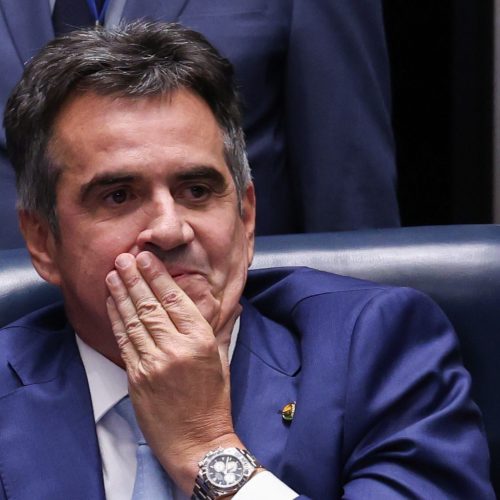 Ciro Nogueira se defende de acusações e afirma ser alvo de perseguição por sua posição na oposição, abordando investigação relacionada ao Banco Master