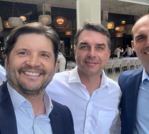 Eduardo Bolsonaro revela André do Prado como seu candidato ao Senado em São Paulo