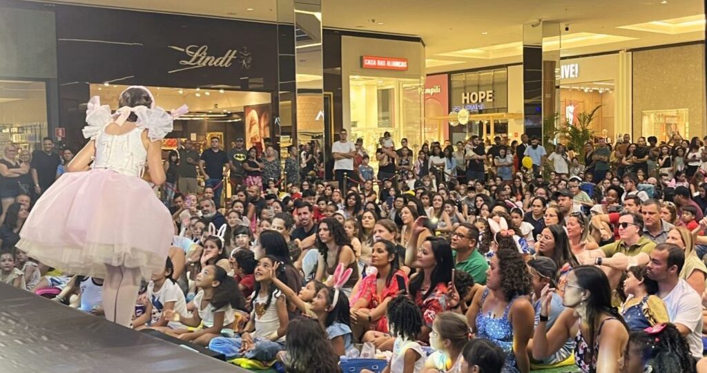 Domingo (26) será de música ao vivo com Bento e Totó no Mogi Shopping