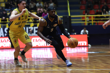Mogi Basquete enfrenta São José na busca por um lugar nas semifinais do Campeonato Paulista